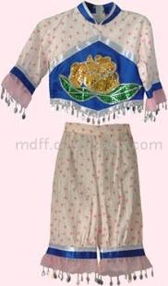 兒童演出服裝全鏈條服務(wù) 從加工制造到零售一站式供應(yīng)